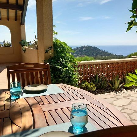 4-Star Private Villa With Heated Pool And Panoramic Sea View At Gulf De Saint Tropez Cavalaire-sur-Mer Zewnętrze zdjęcie