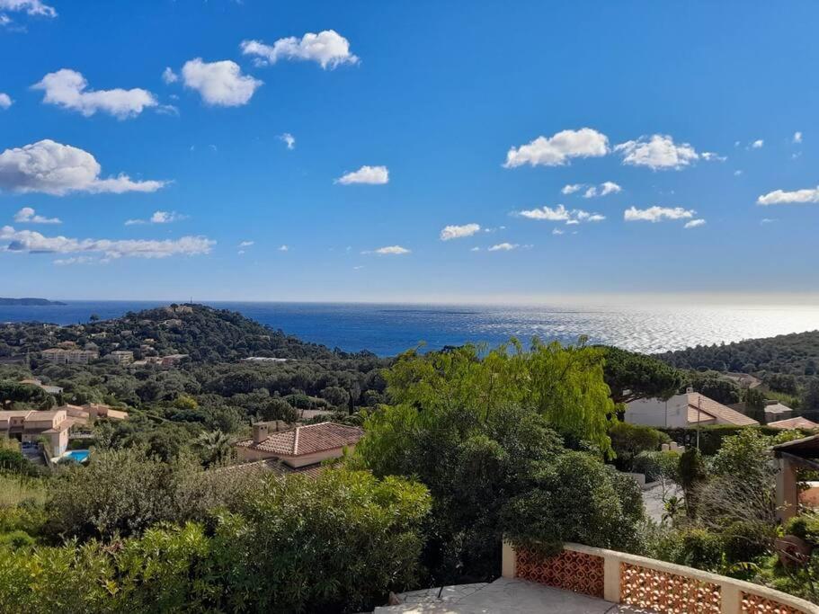 4-Star Private Villa With Heated Pool And Panoramic Sea View At Gulf De Saint Tropez Cavalaire-sur-Mer Zewnętrze zdjęcie