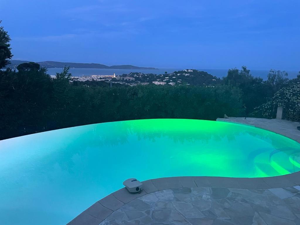 4-Star Private Villa With Heated Pool And Panoramic Sea View At Gulf De Saint Tropez Cavalaire-sur-Mer Zewnętrze zdjęcie