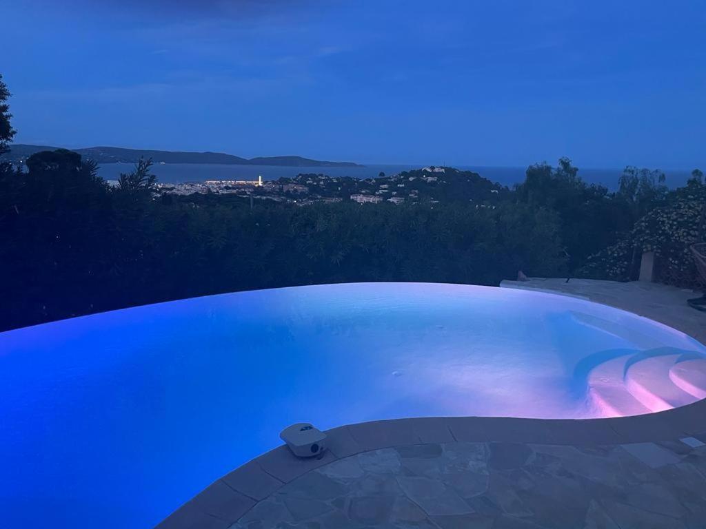 4-Star Private Villa With Heated Pool And Panoramic Sea View At Gulf De Saint Tropez Cavalaire-sur-Mer Zewnętrze zdjęcie